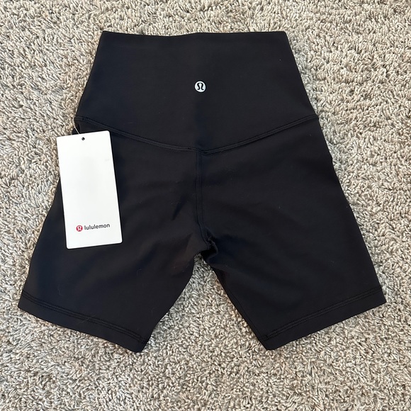 Lululemon shorts - Picture 2 of 5